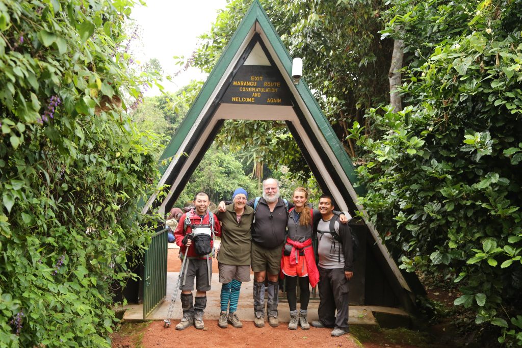 MARANGU GATE TO MANDARA HUT
